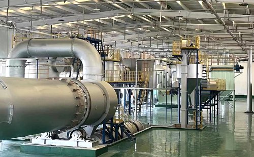 معدات استغلال موارد النفايات الصلبة